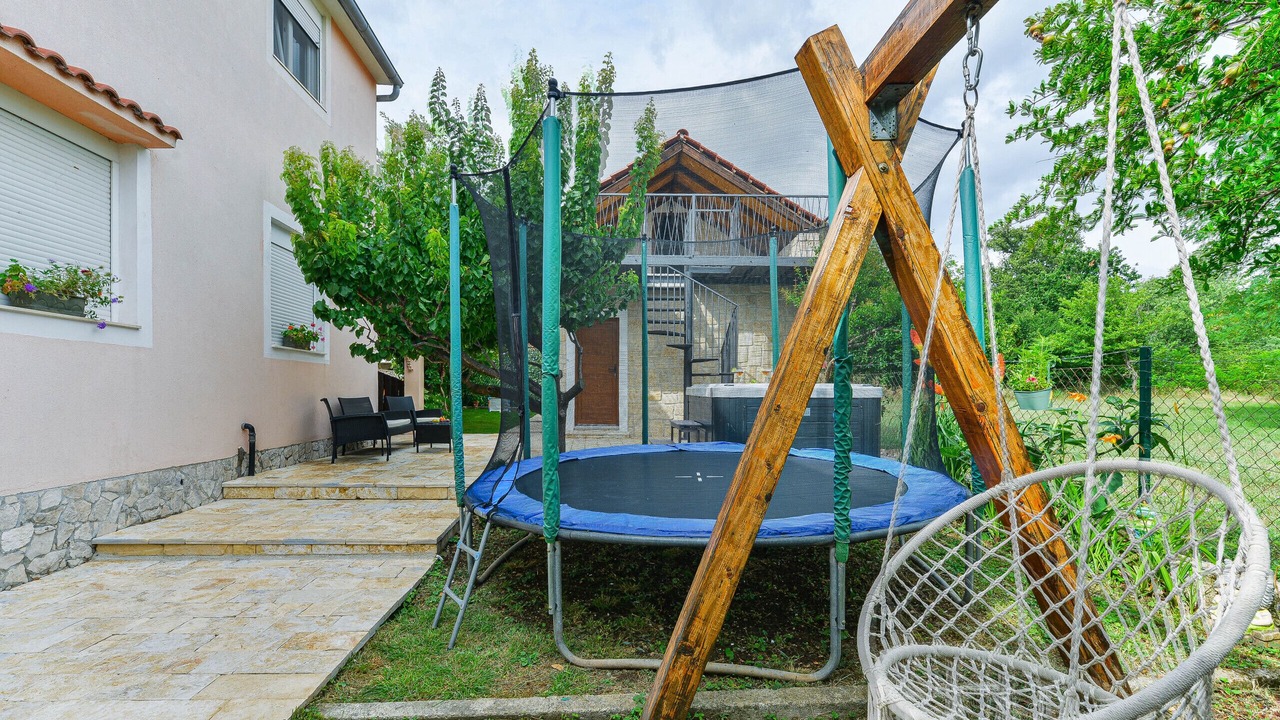 Photo of Outdoor in Velim