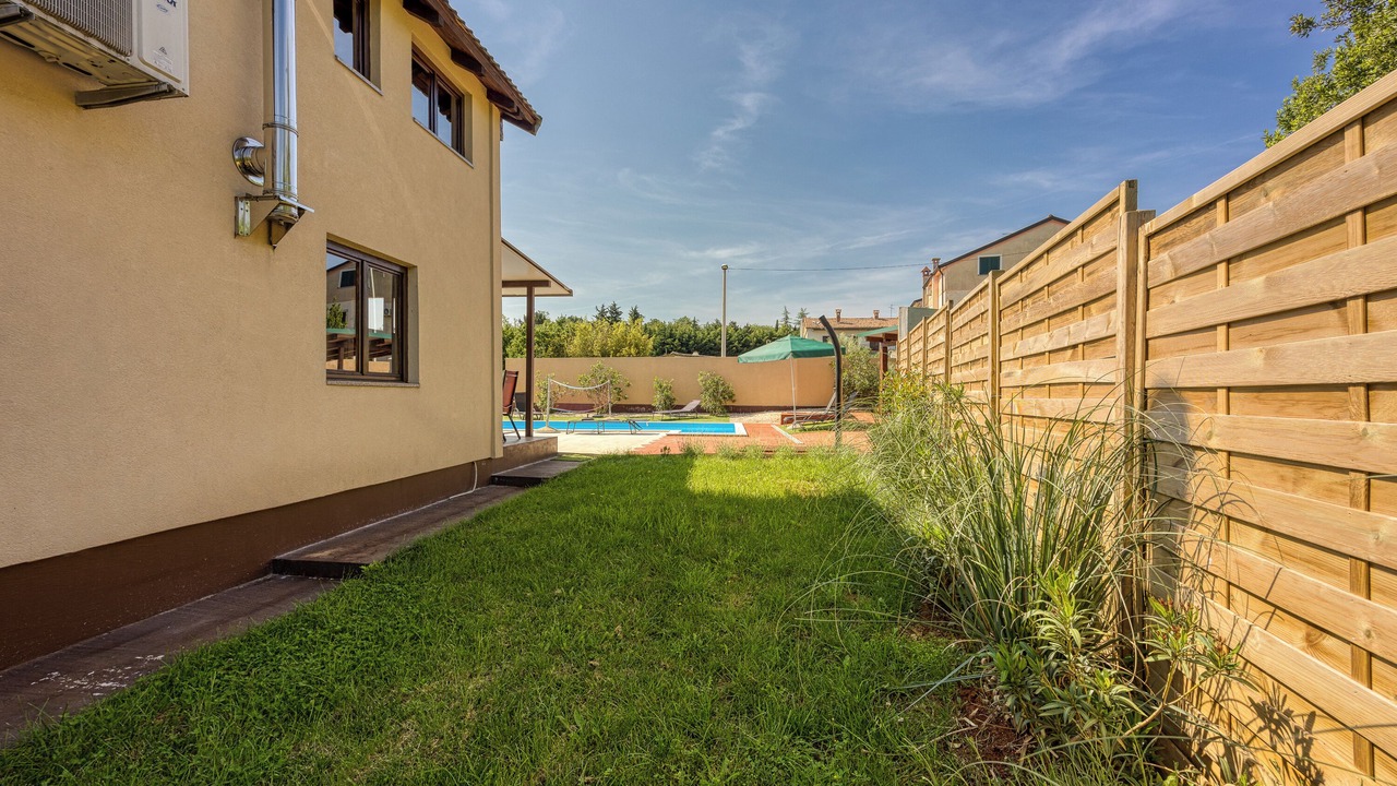 Photo of Outdoor in Materada