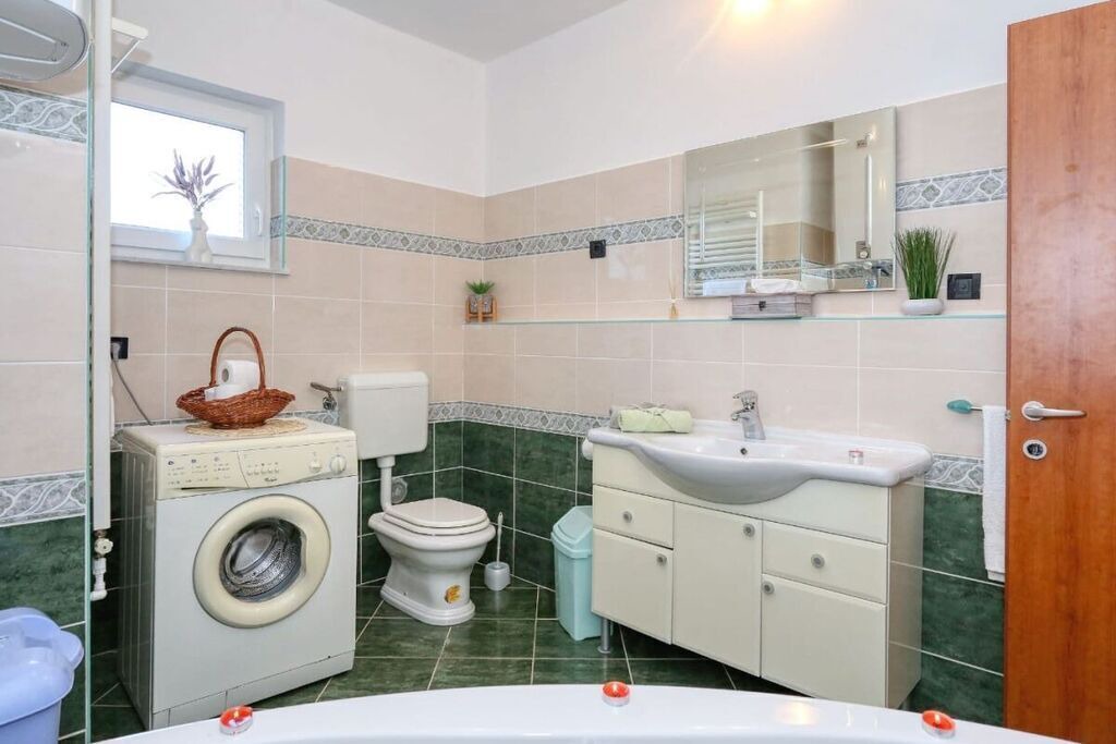 Photo of Bathroom in Lovinac