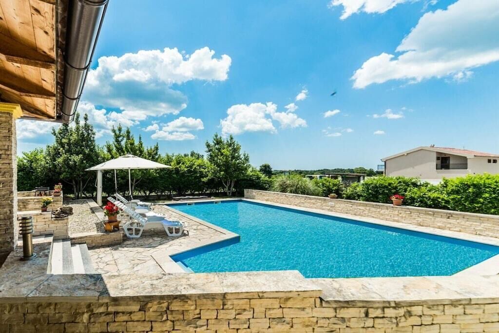 Photo of Outdoor in Lovinac