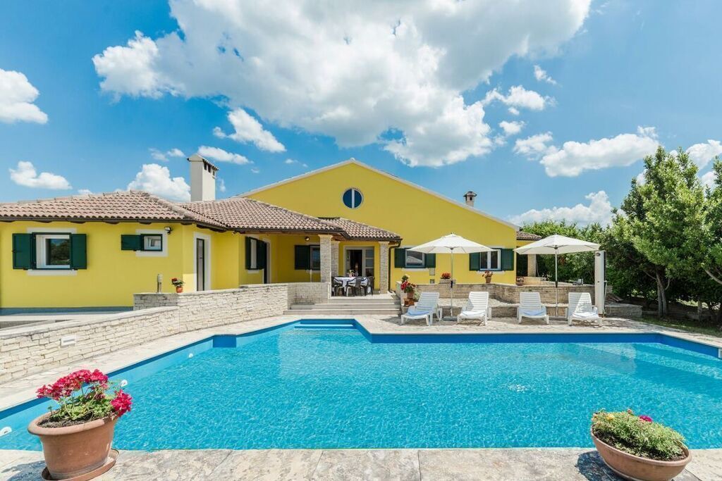 Photo of Outdoor in Lovinac