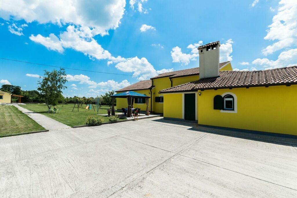 Photo of Outdoor in Lovinac