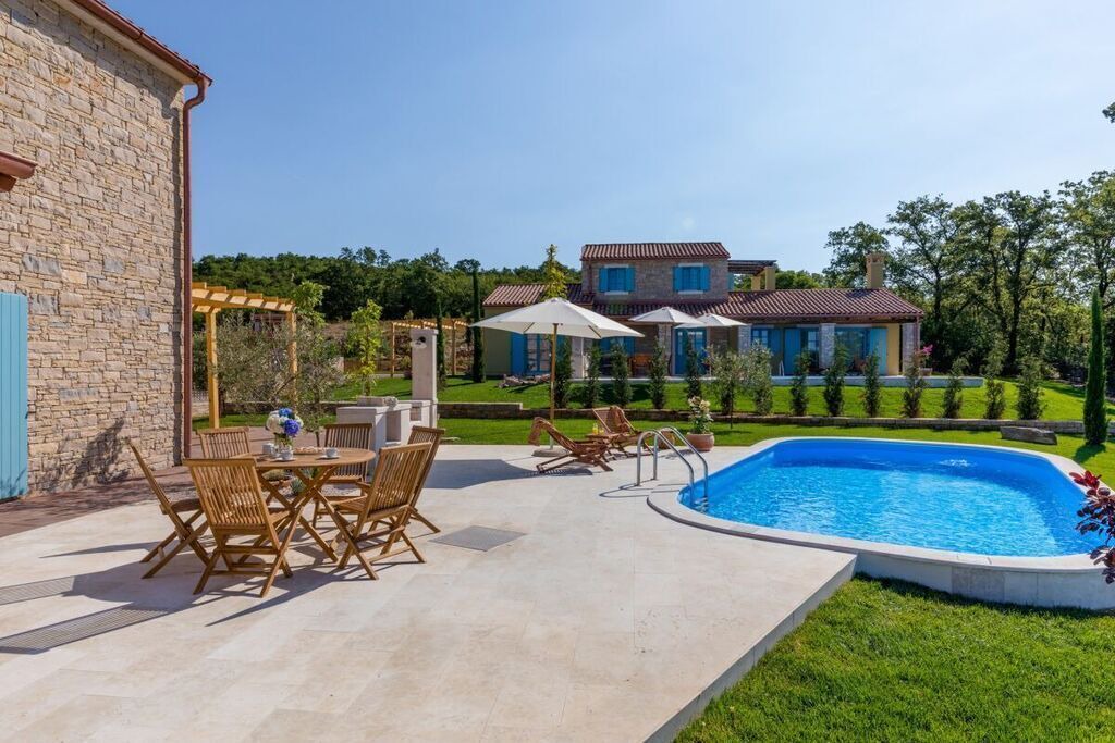 Photo of Outdoor in Vardica