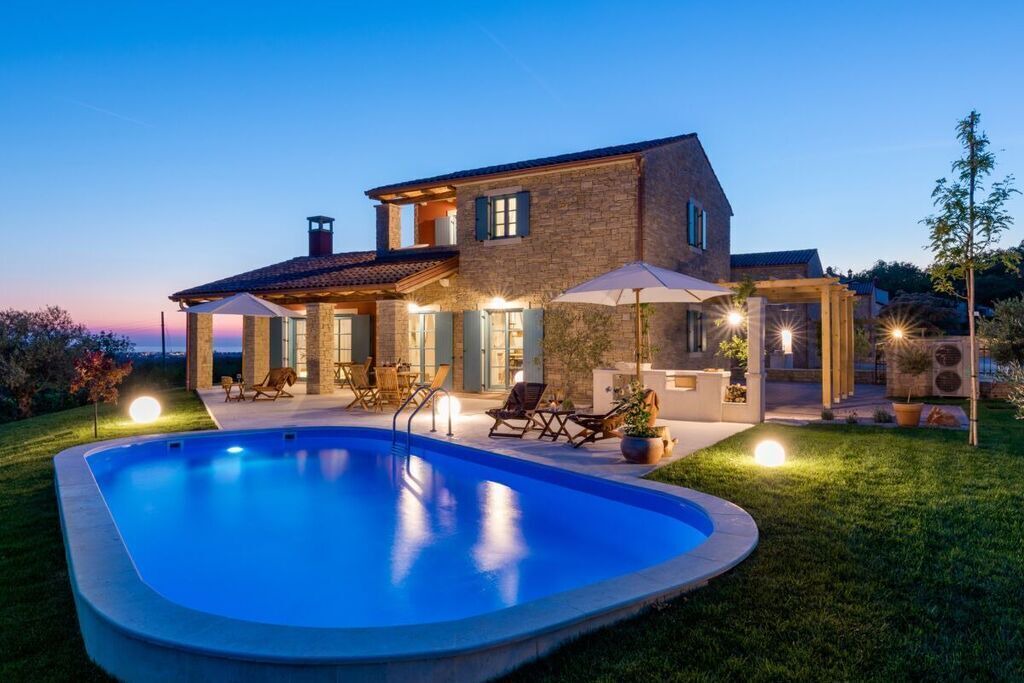 Photo of Outdoor in Vardica