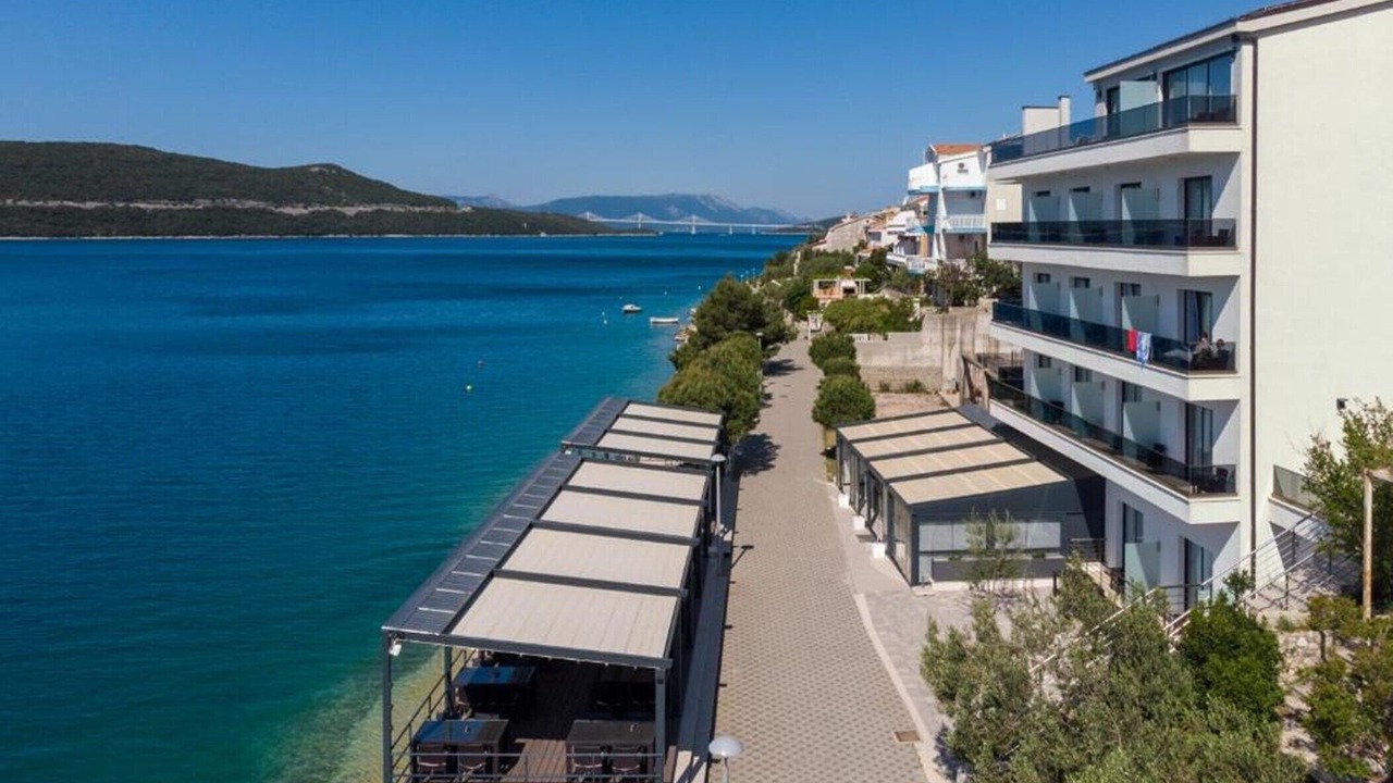 Photo of Others in Neum