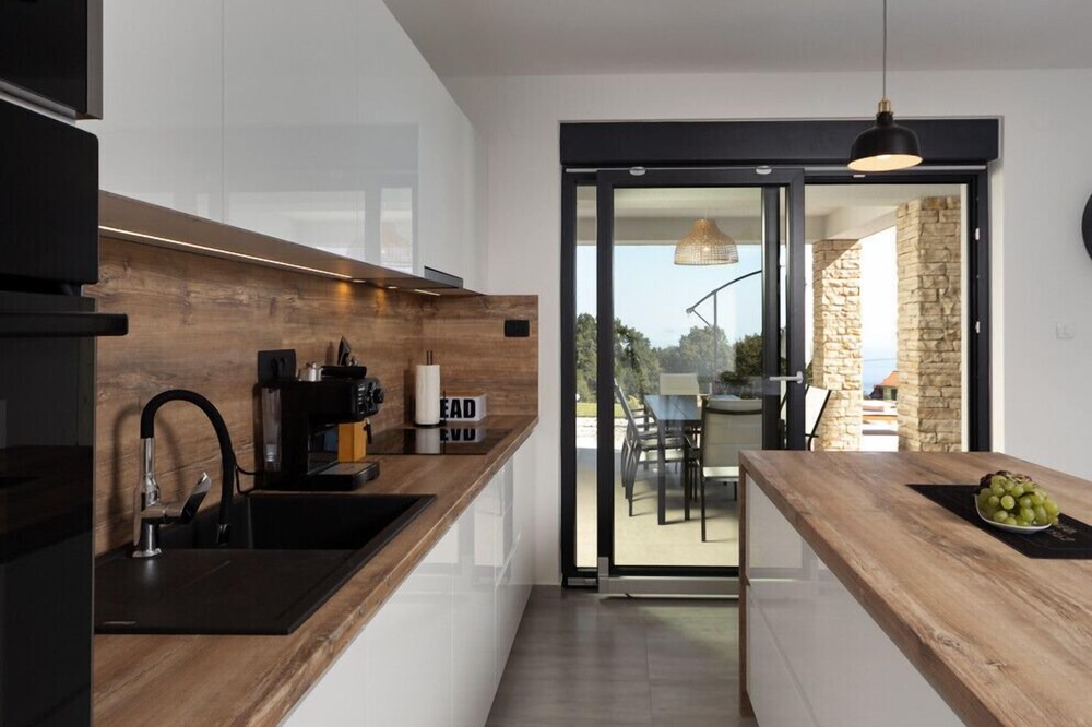 Photo of Kitchen in Bregi