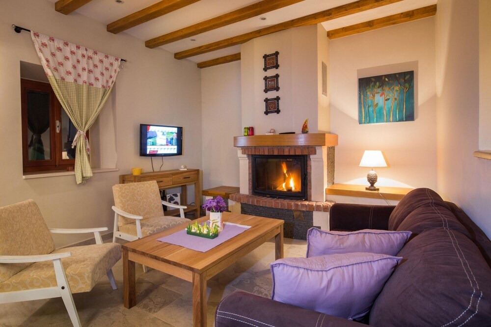 Photo of Livingroom in Pitve