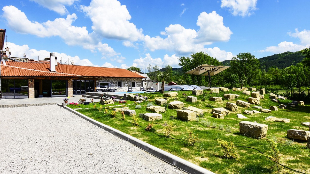 Photo of Outdoor in Oprtalj