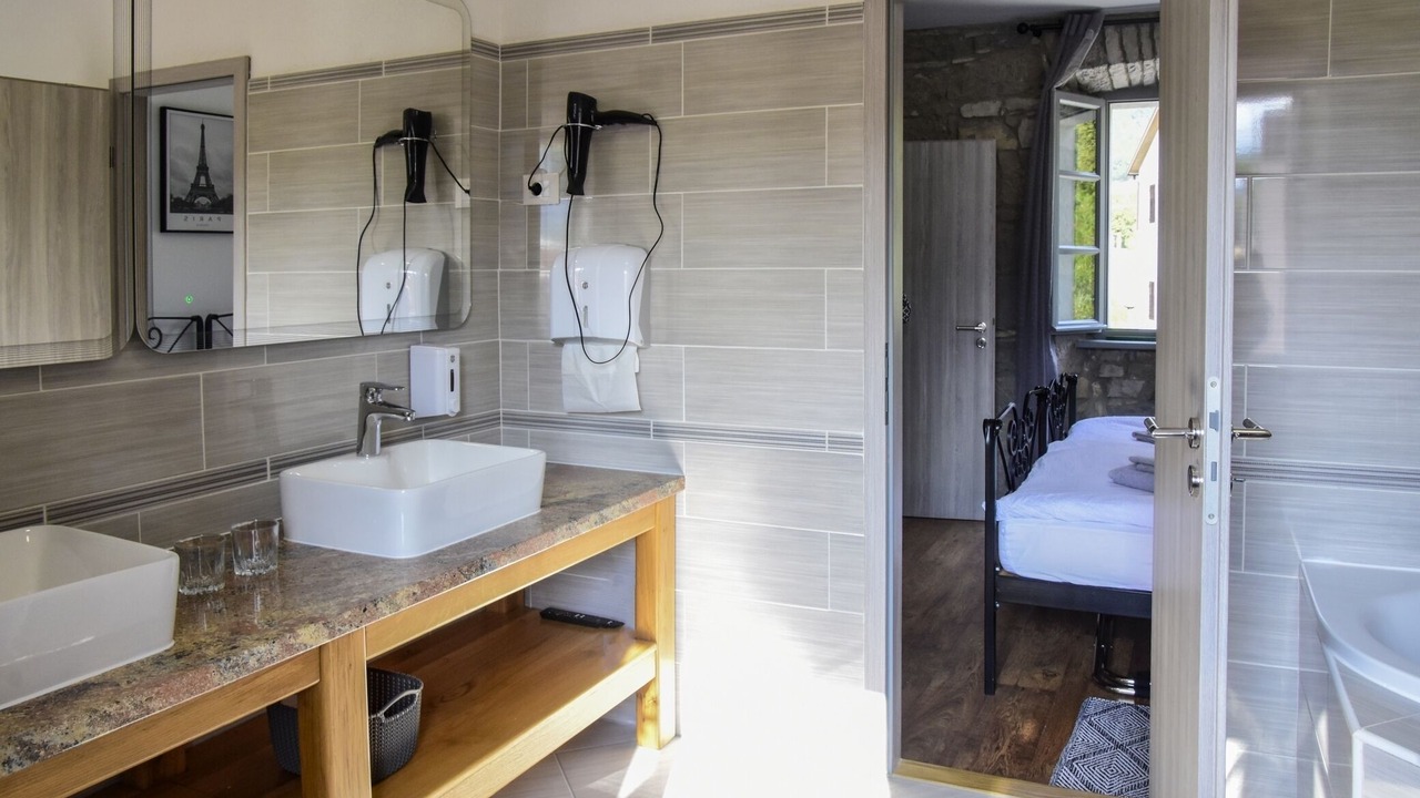 Photo of Bathroom in Oprtalj