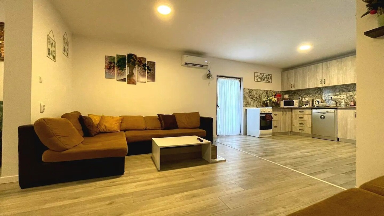 Photo of Livingroom in Mirsid