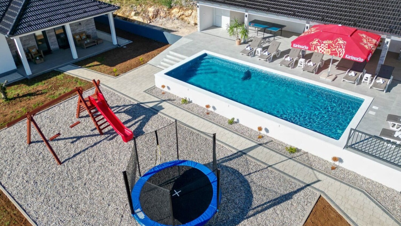 Photo of Outdoor in Caporice