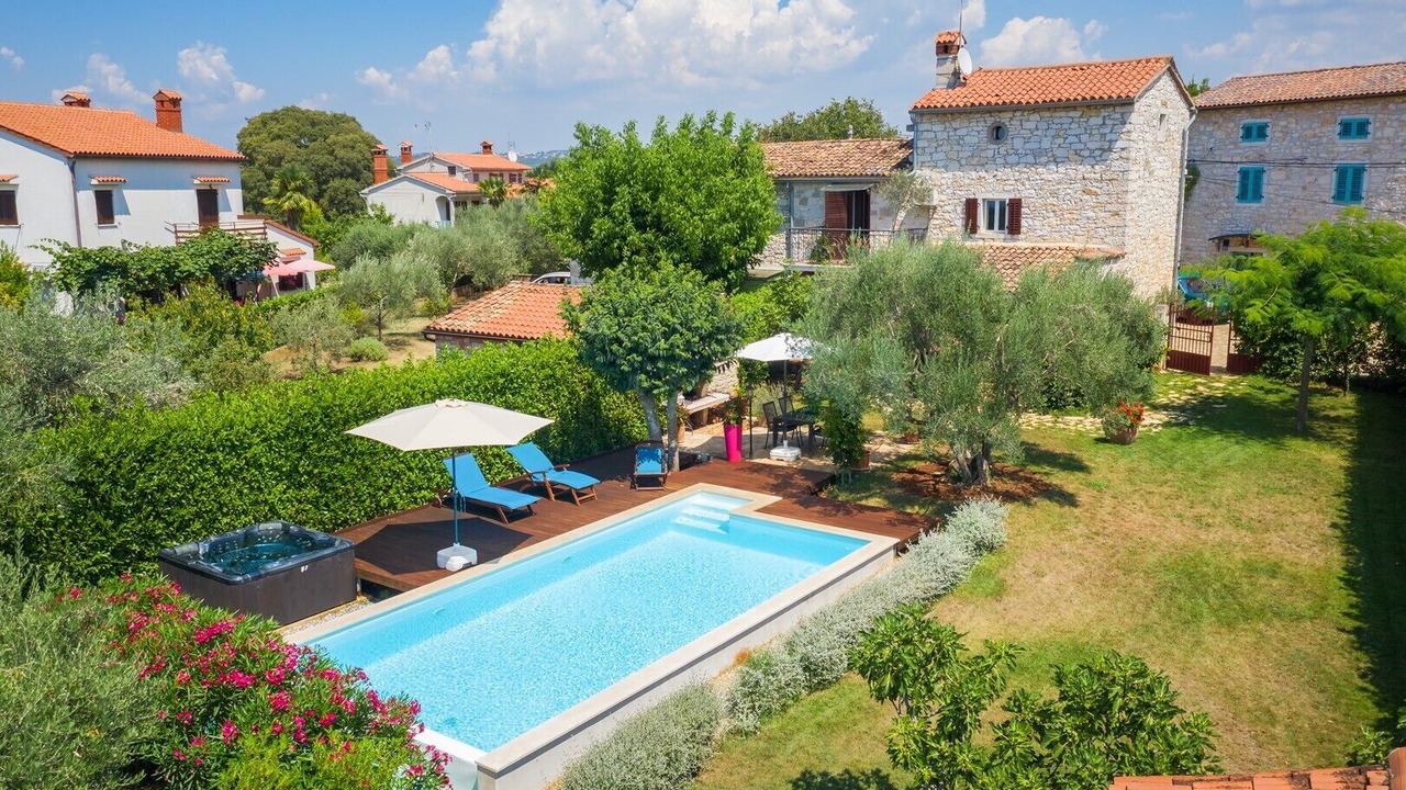 Photo of Outdoor in Rosini