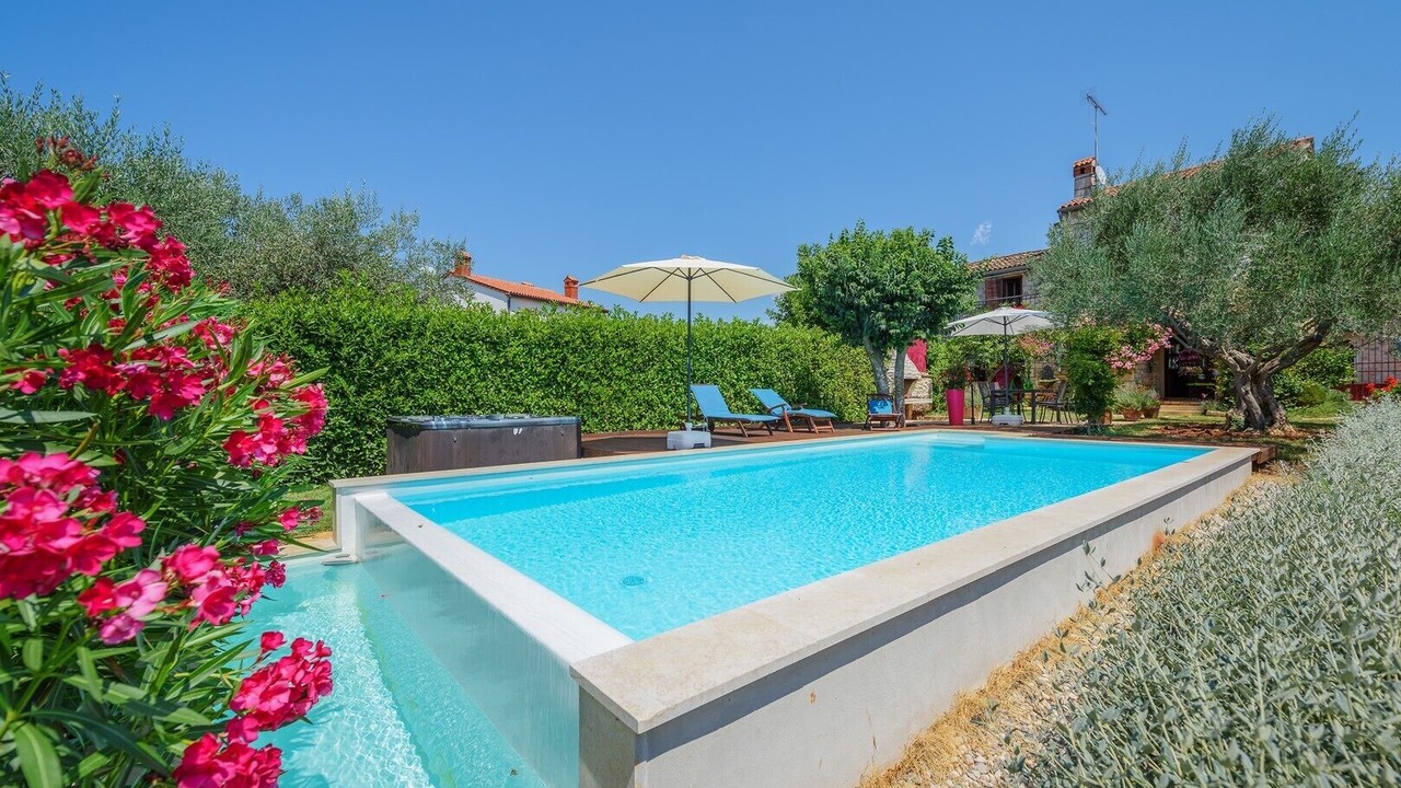Photo of Outdoor in Rosini