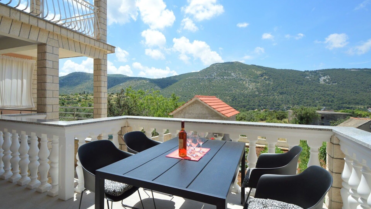 Photo of Outdoor in Grebastica
