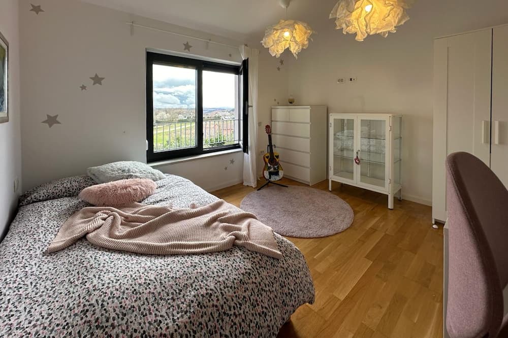 Photo of Bedroom in Lindar