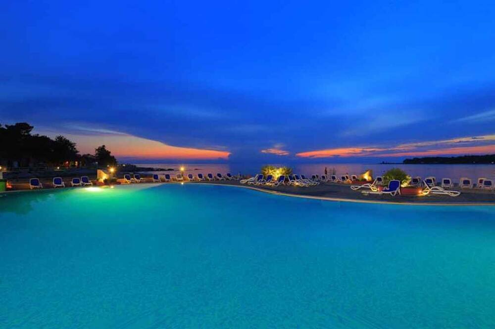 Photo of Outdoor in Monterol