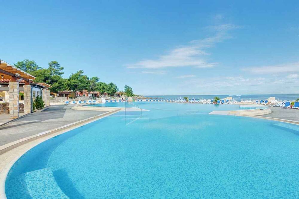 Photo of Outdoor in Monterol