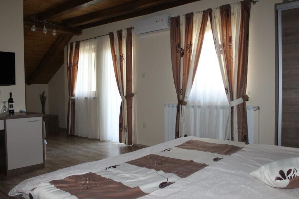 Photo of Bedroom in Leticani