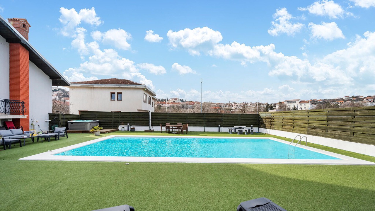 Photo of Outdoor in Drnis