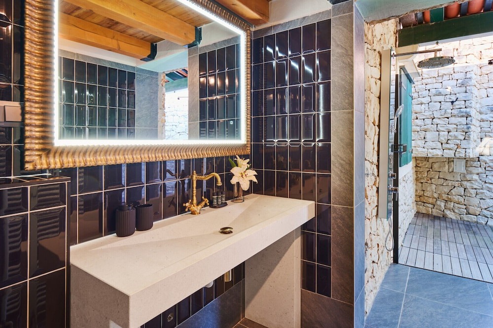 Photo of Bathroom in Milna (Brac)