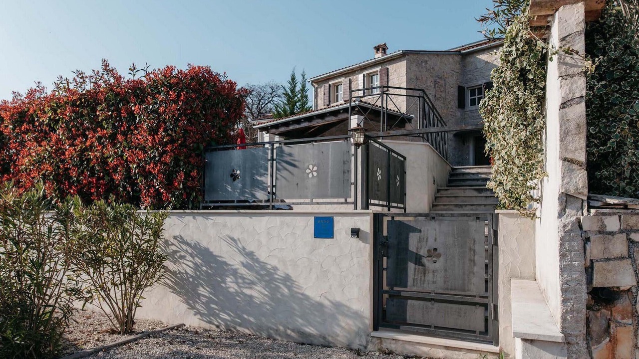 Photo of Outdoor in Brkac