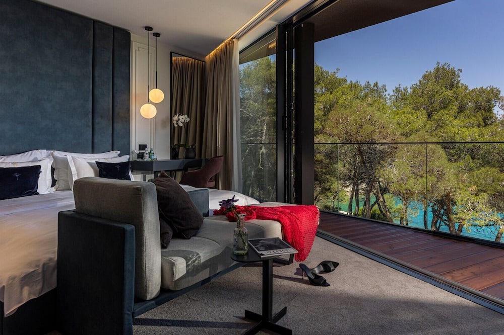 Photo of Bedroom in Cove Murtar