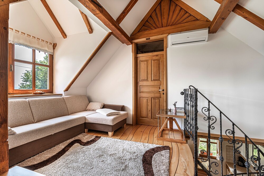 Photo of Livingroom in Bostanj
