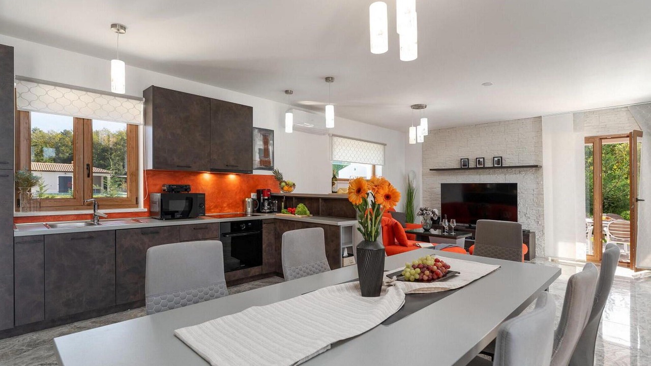 Photo of Kitchen in Paradiz