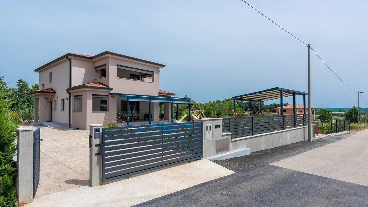 Photo of Outdoor in Kadumi