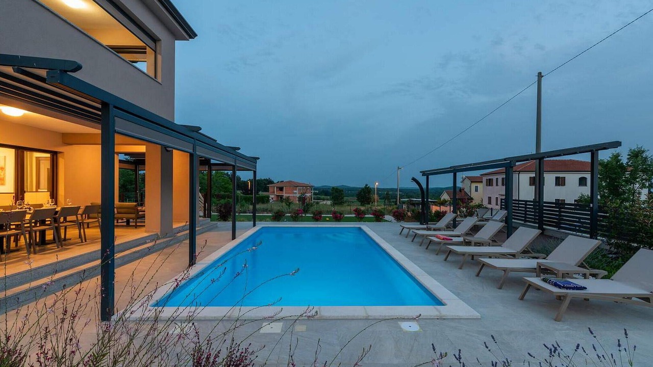 Photo of Outdoor in Kadumi