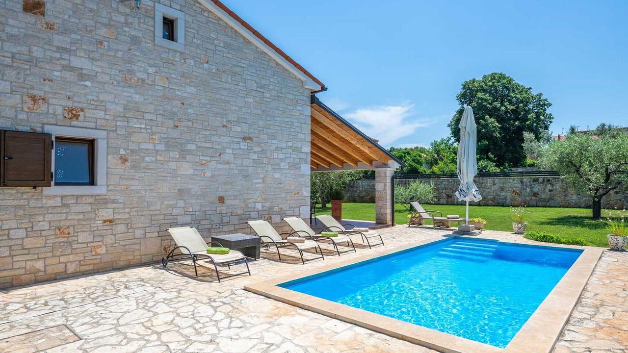 Photo of Outdoor in Farini