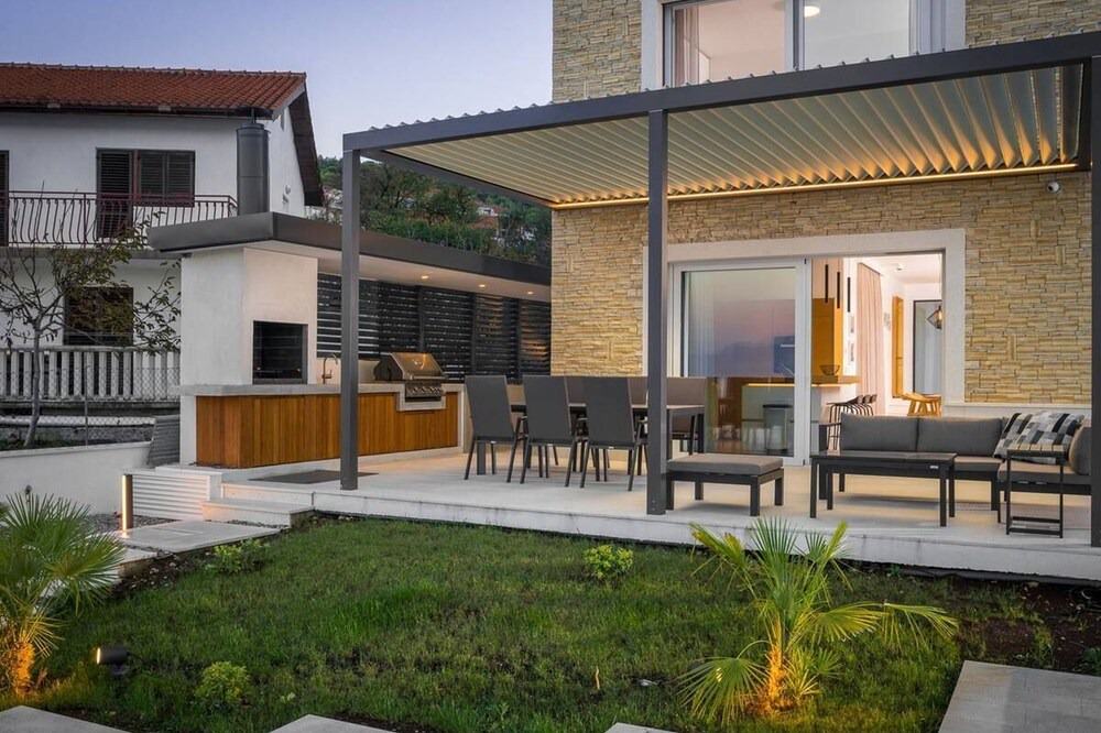 Photo of Outdoor in Slatine