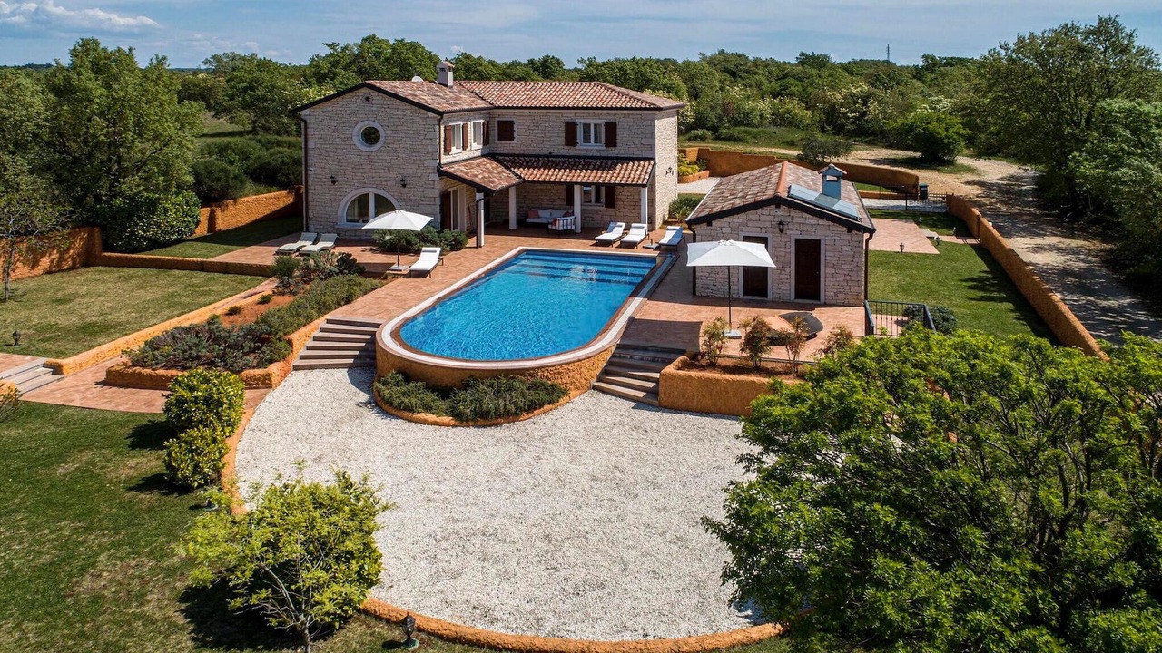 Photo of Outdoor in Cabrunici