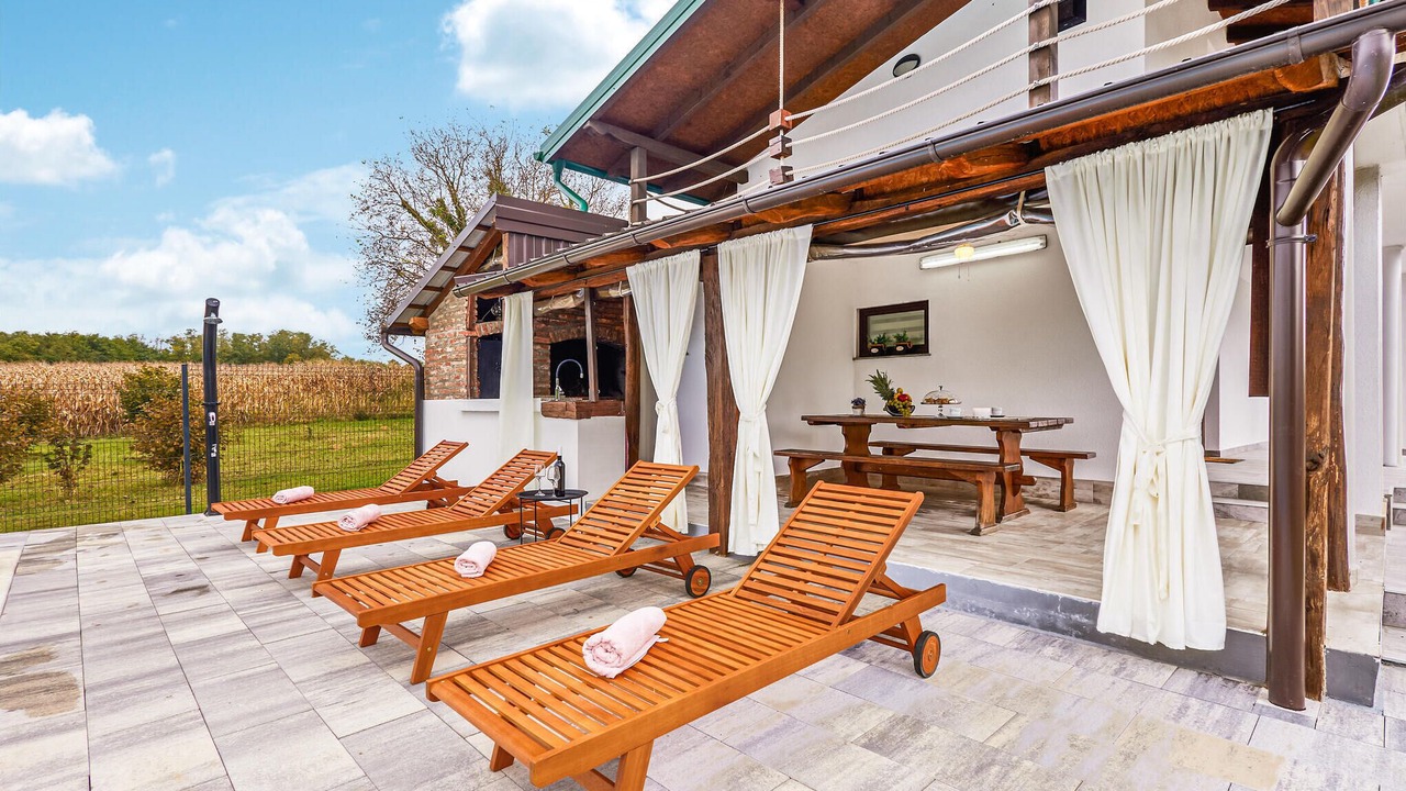 Photo of Patio Balcony in Kapela