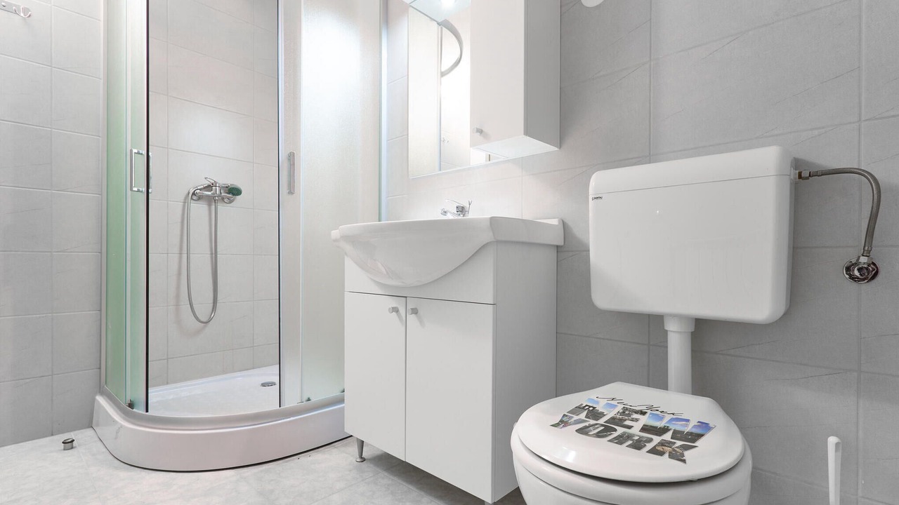 Photo of Bathroom in Kapela