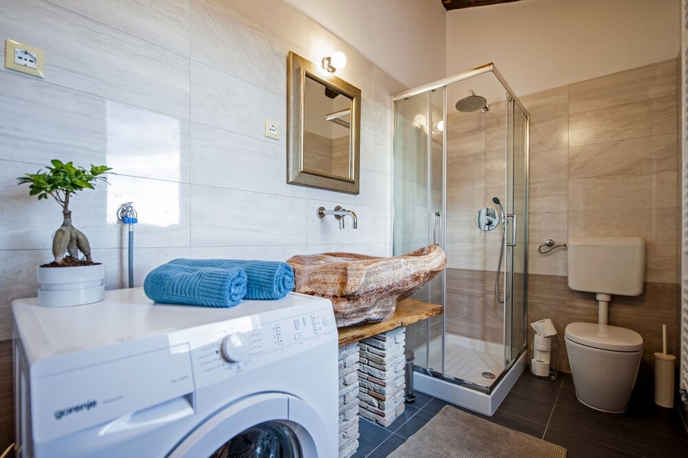 Photo of Bathroom in Krmed