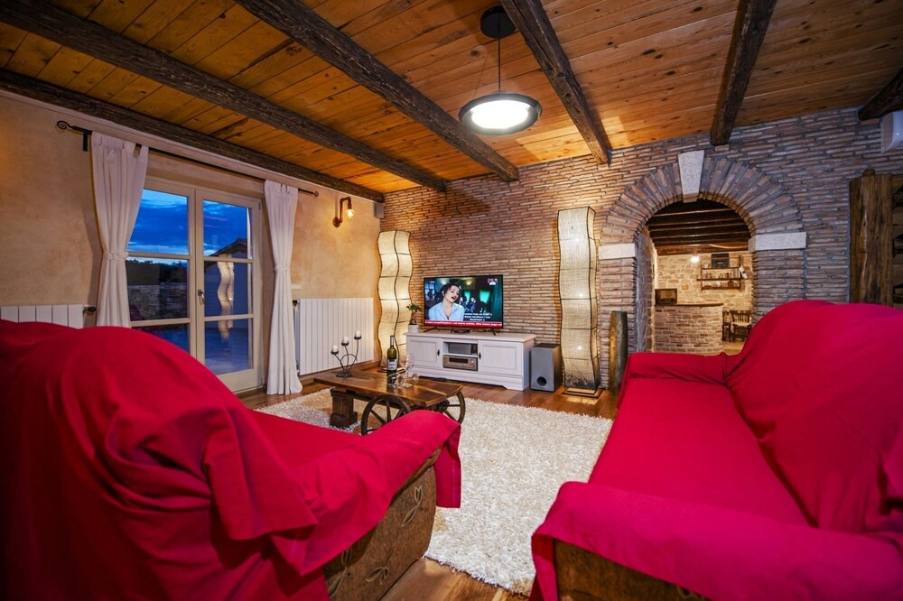 Photo of Livingroom in Krmed