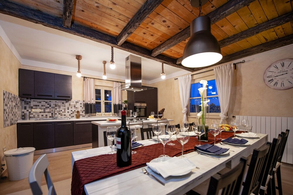 Photo of Livingroom in Krmed