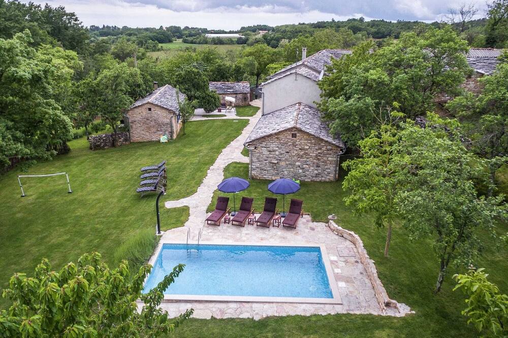 Photo of Outdoor in Pazin