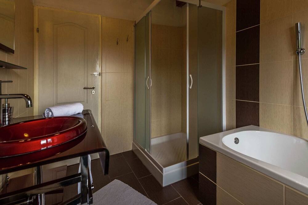 Photo of Bathroom in Pazin