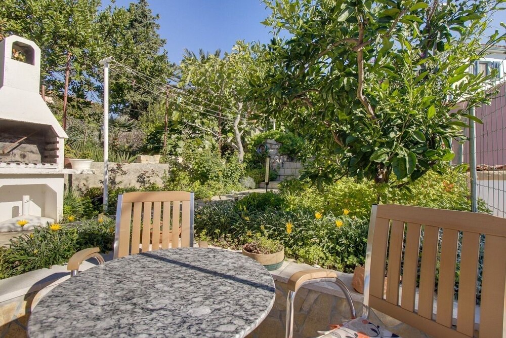 Photo of Patio Balcony in Cove Murtar
