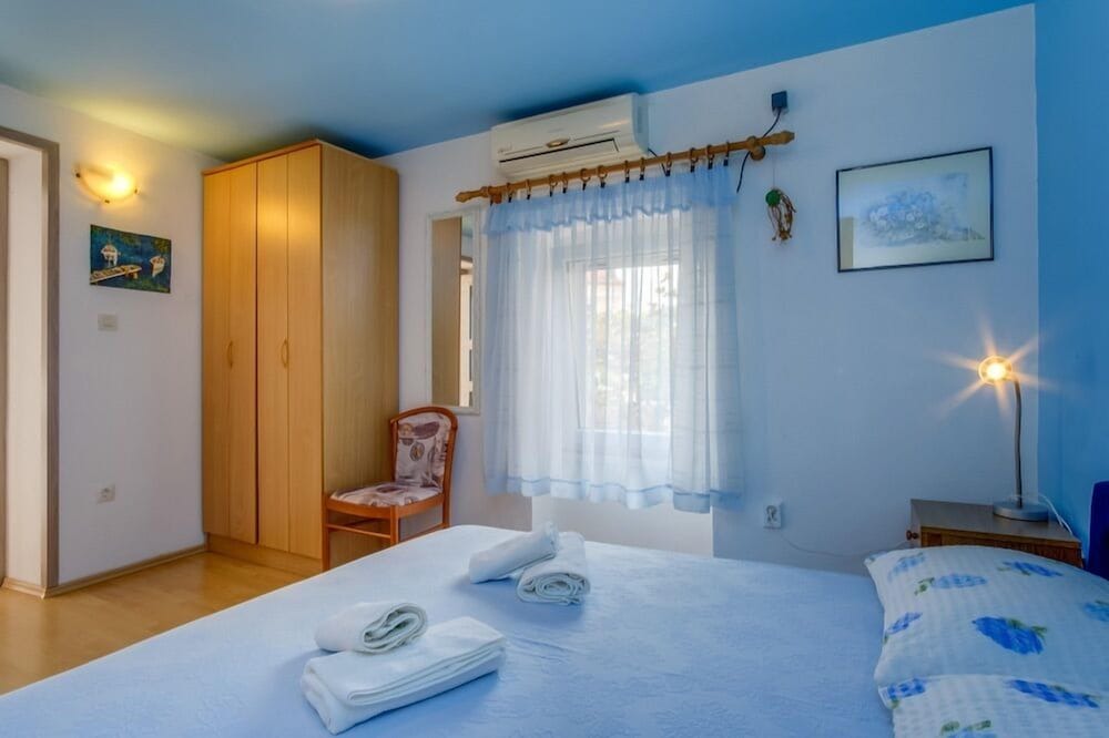Photo of Bedroom in Cove Murtar