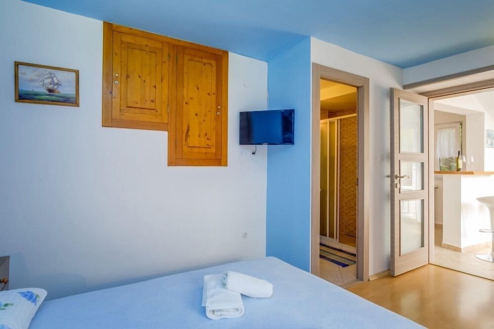 Photo of Bedroom in Cove Murtar