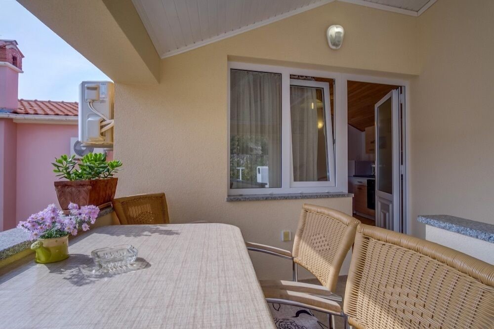 Photo of Patio Balcony in Cove Murtar