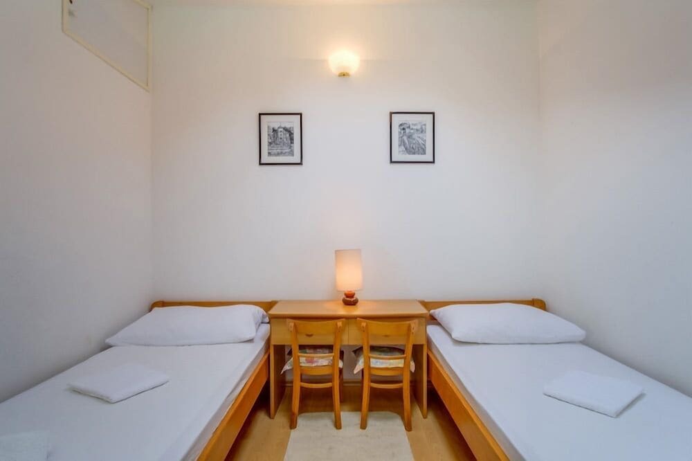 Photo of Bedroom in Cove Murtar