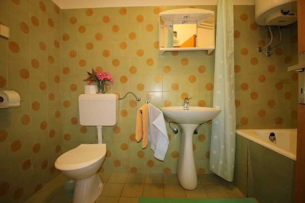 Photo of Bathroom in Mugeba