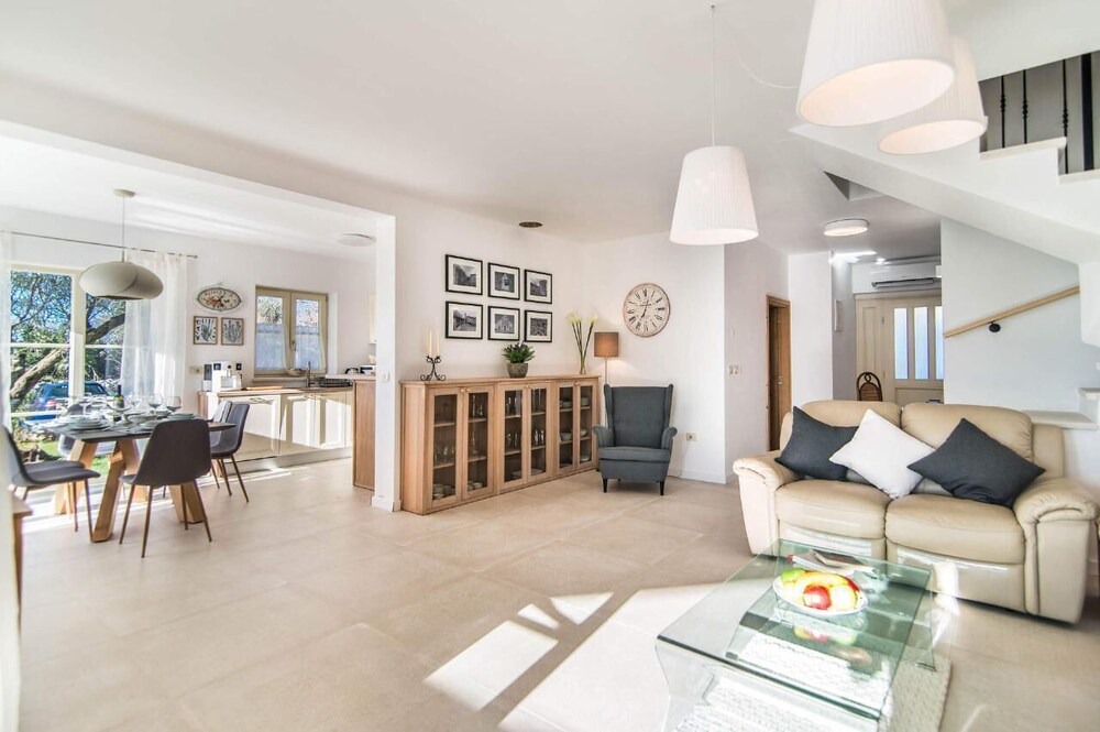 Photo of Livingroom in Sveti Lovrec