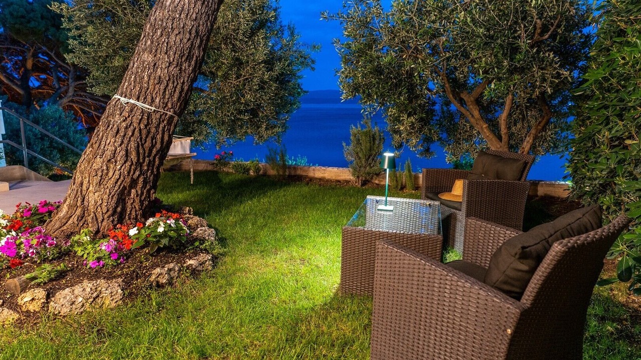 Photo of Outdoor in Medici