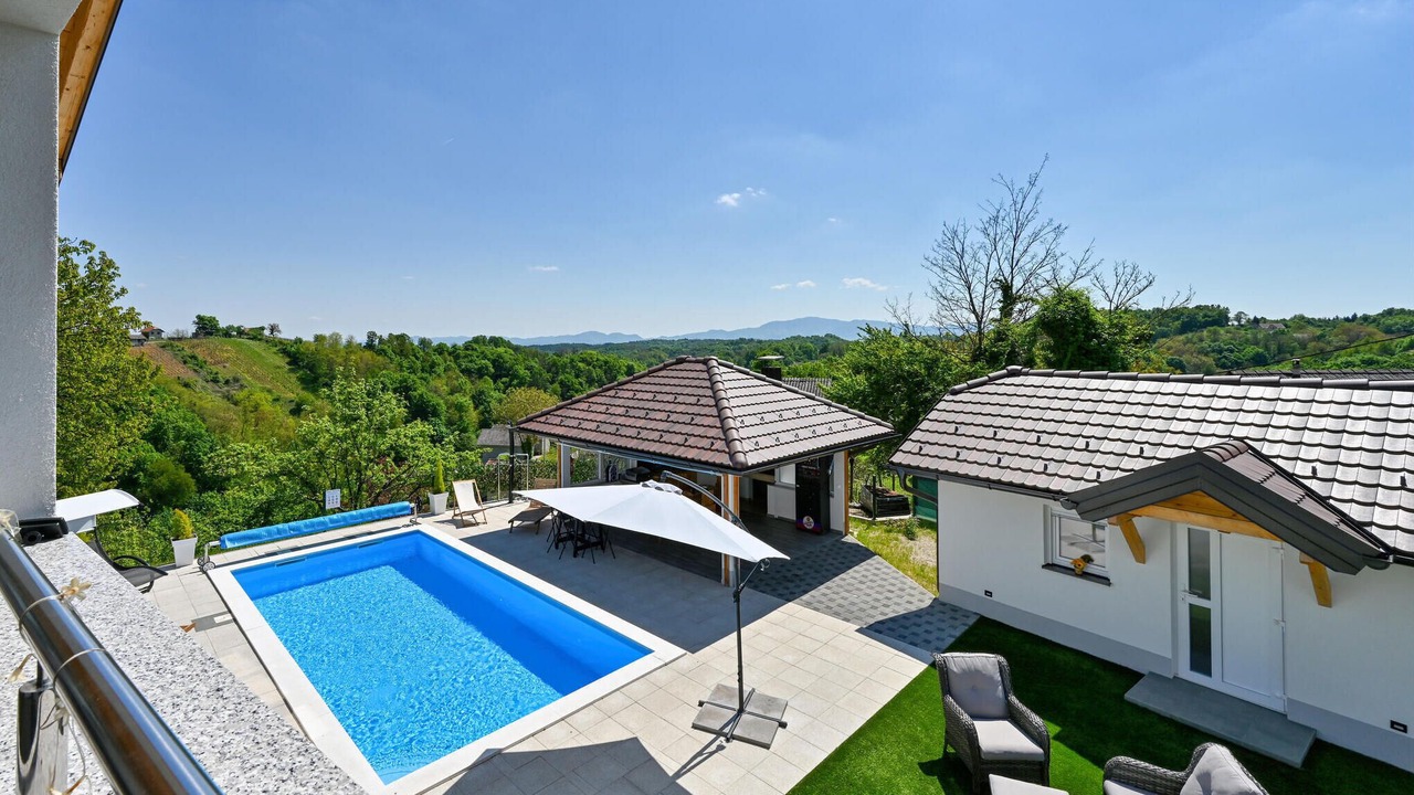 Photo of Outdoor in Cestica