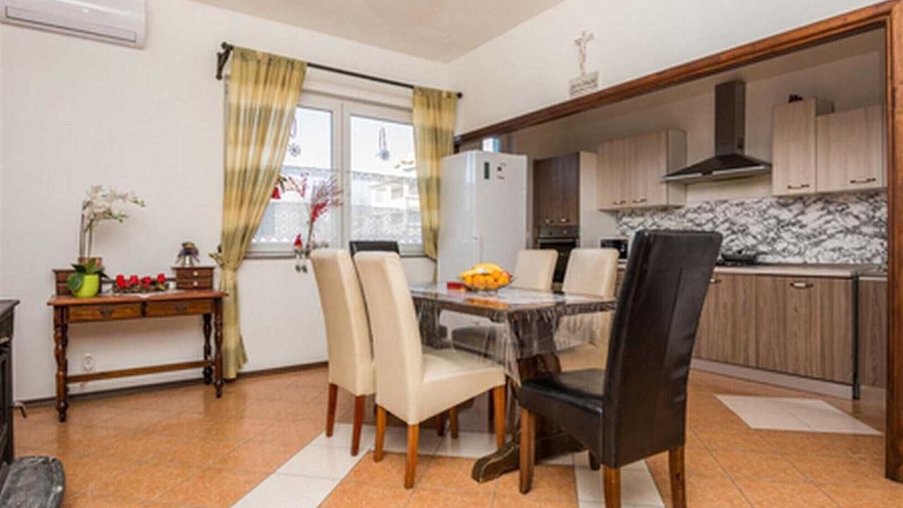 Photo of Kitchen in Pakostane